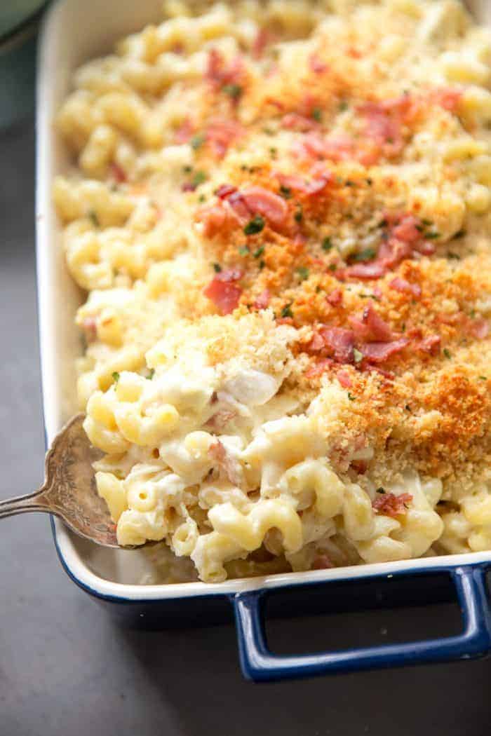 Bacon mac and cheese with spoon 