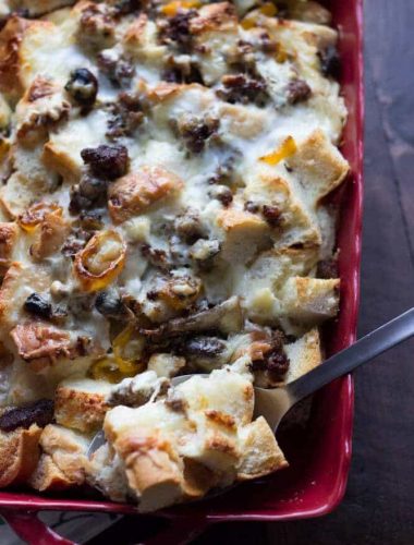 This easy strata recipe is hearty enough for any meal of the day! www.lemonsforlulu.com #pantryinsiders