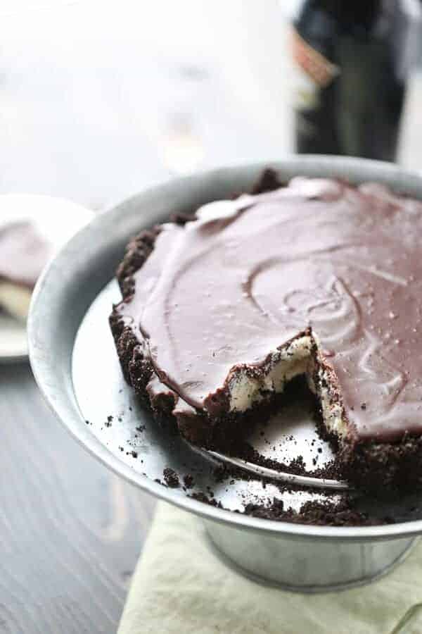 Chocolate wafer crust is filled with a boozy Irish cream filling and topped with a perfectly smooth and thick chocolate ganache. lemonsforlulu.com