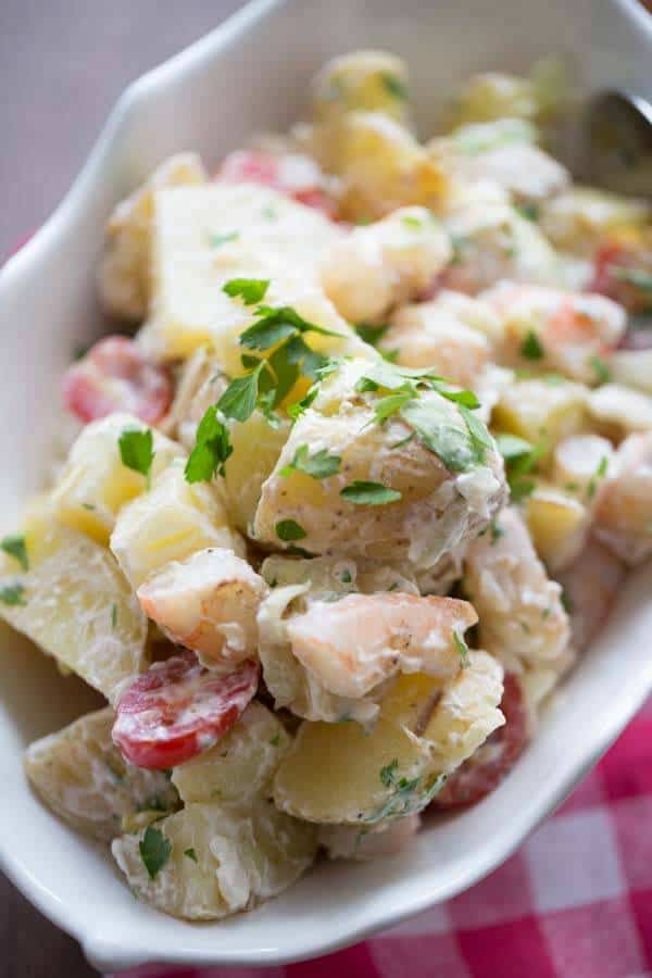 This po boy potato salad recipe may sound unconventional, but it's completely delicious! lemonsforlulu.com #MazolaCornOil