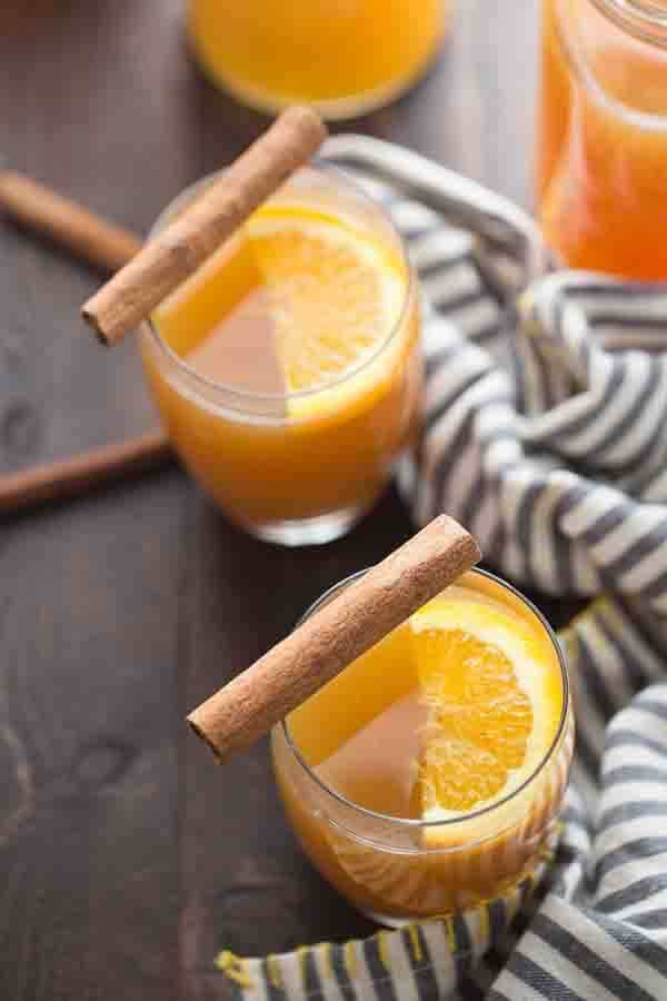 Apple cider hot toddy recipe that will warm you up ! The hint of citrus makes this taste nice and fresh! lemonsforlulu.com