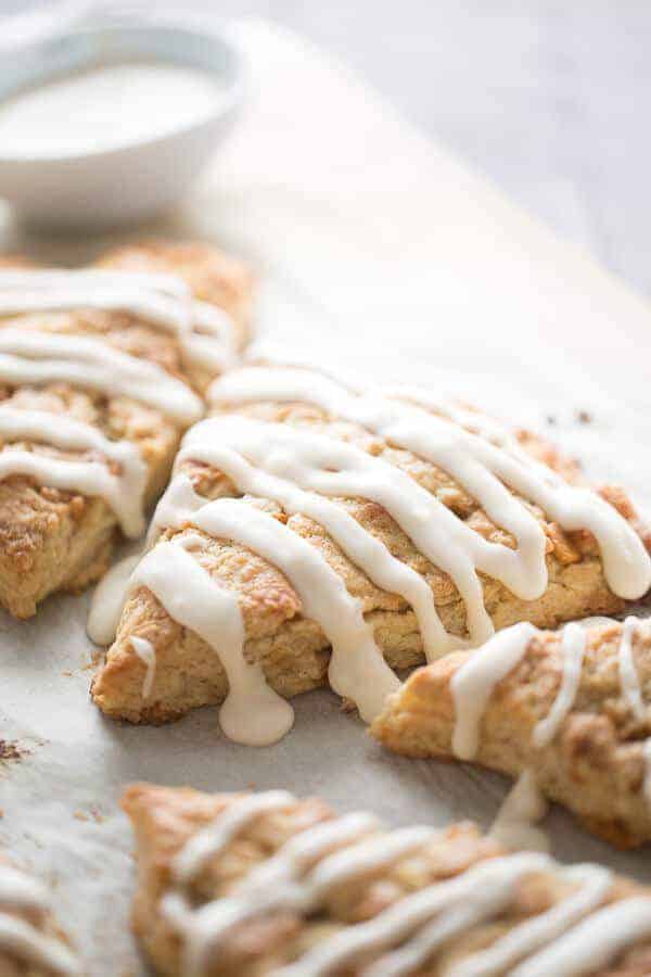 Easy scones recipe with made with pure maple syrup and butterscotch chips! lemonsforlulu.com