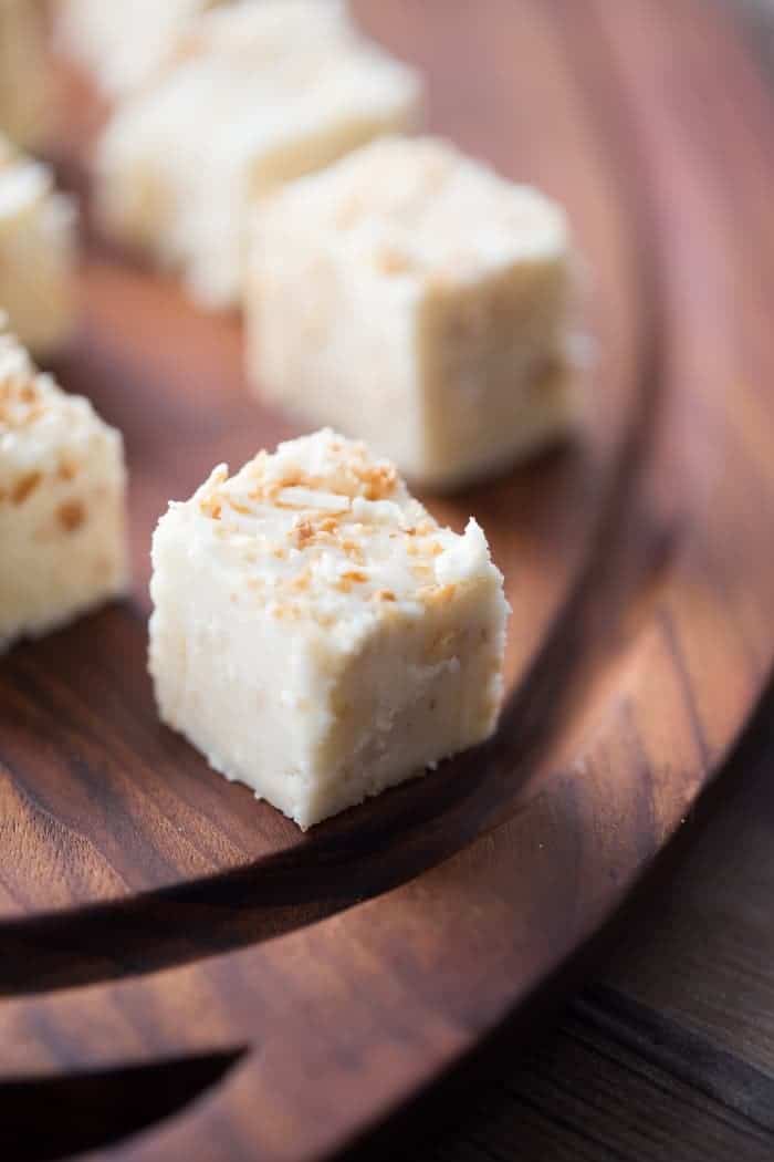 Easy white chocolate fudge with lots of toasted coconut! lemonsforlulu.com