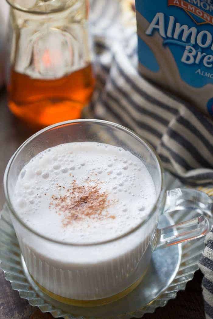 Almond milk is steamed with cinnamon, frothed and poured of honey! lemonsforlulu.com
