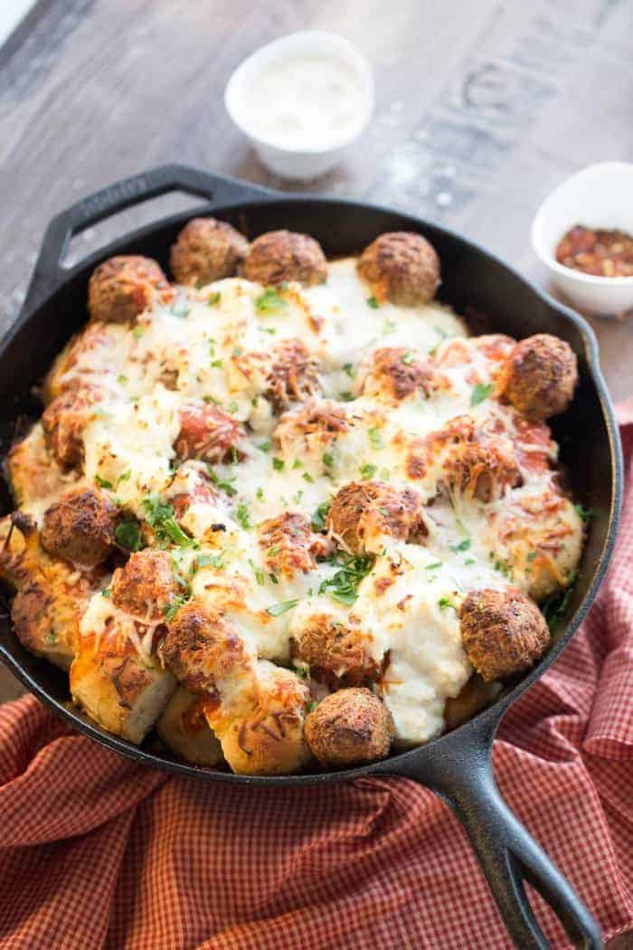 Easy Italian meatball bake for those busy nights. This meal takes only 5 minutes and 6 ingredients. Anyone can make this!