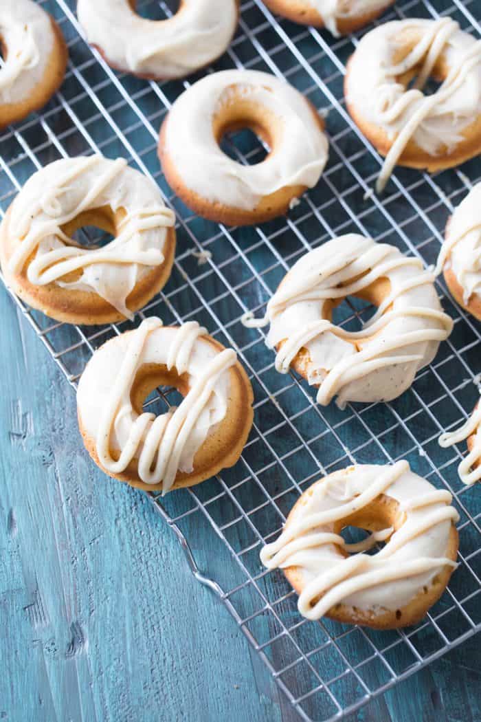 Don’t you want to start your day with donuts? These baked sweet potato donuts will make your day!