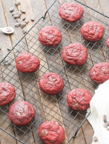 cropped-Red-Velvet-Brownie-Cookies-4.jpg