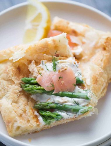 This recipe for asparagus and smoked salmon is light and tasty! It is an impressive dish for those special occasions!