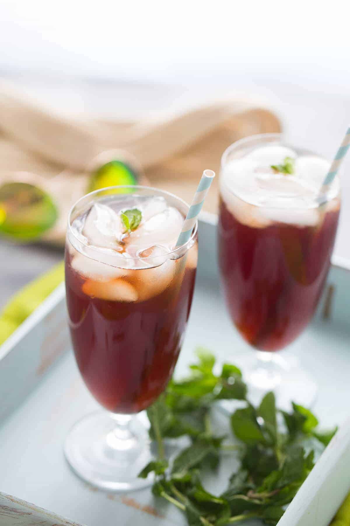 This pomegranate green tea is the perfect refresher for those hot summer days!