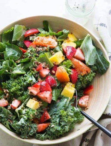 Fresh salads are irresistible! This citrus salad is bursting with freshness between the greens and the fruit. Don't forget the dressing!