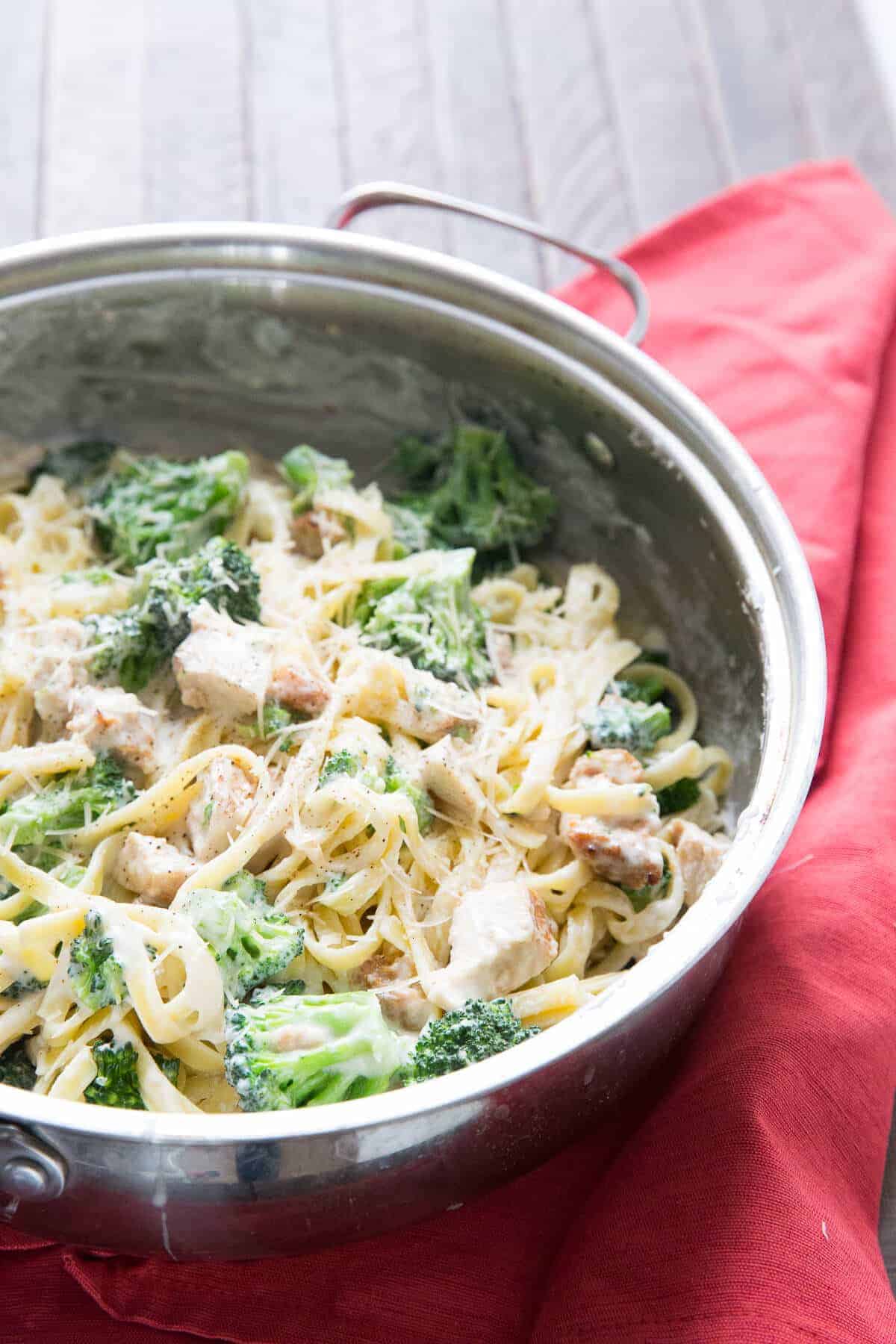 Chicken Broccoli Alfredo is a simple pasta dish that is as simple as it is comforting!