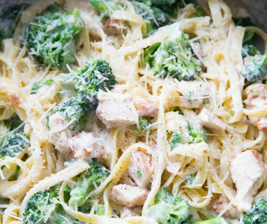 Chicken broccoli alfredo is amazing! This creamy dish has a little something for everyone!