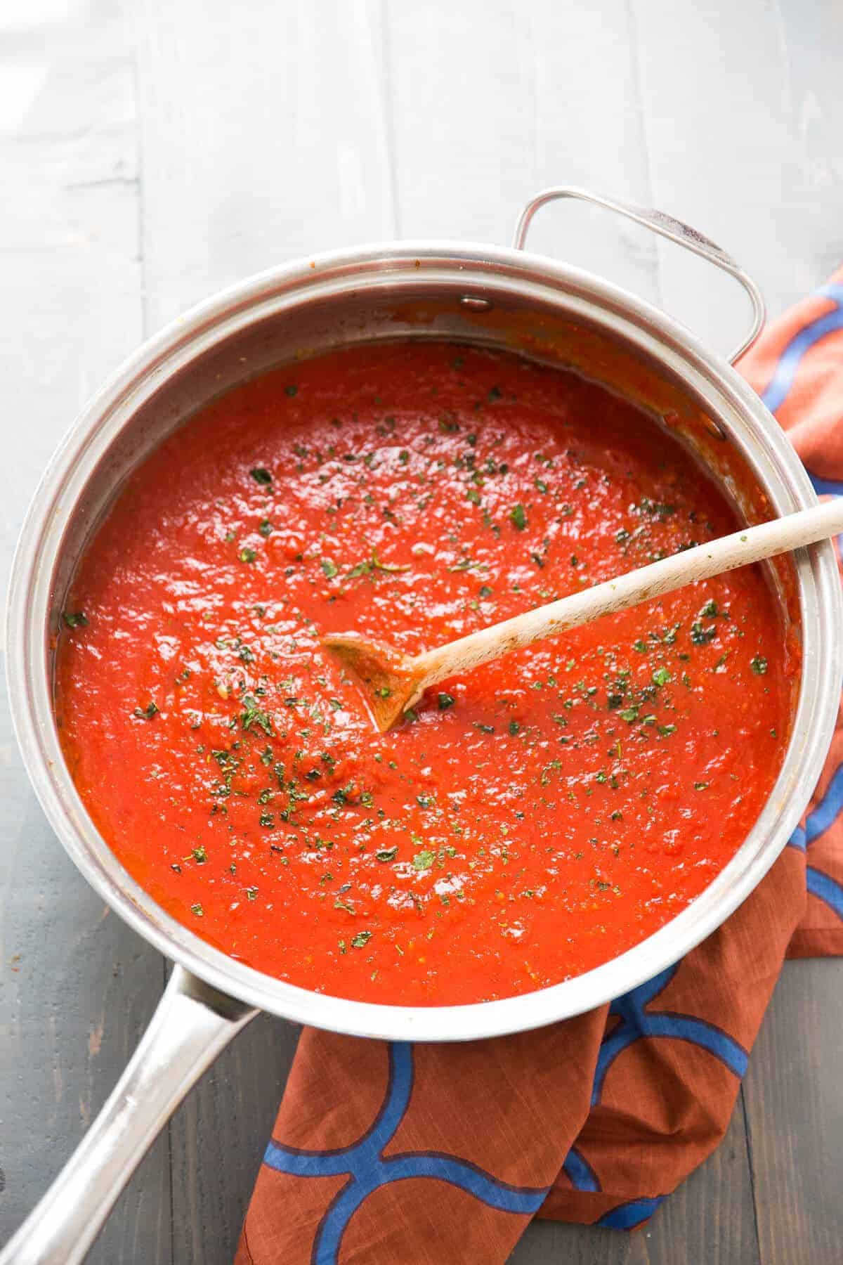 The Real Difference Between Tomato Sauce And Marinara Sauce