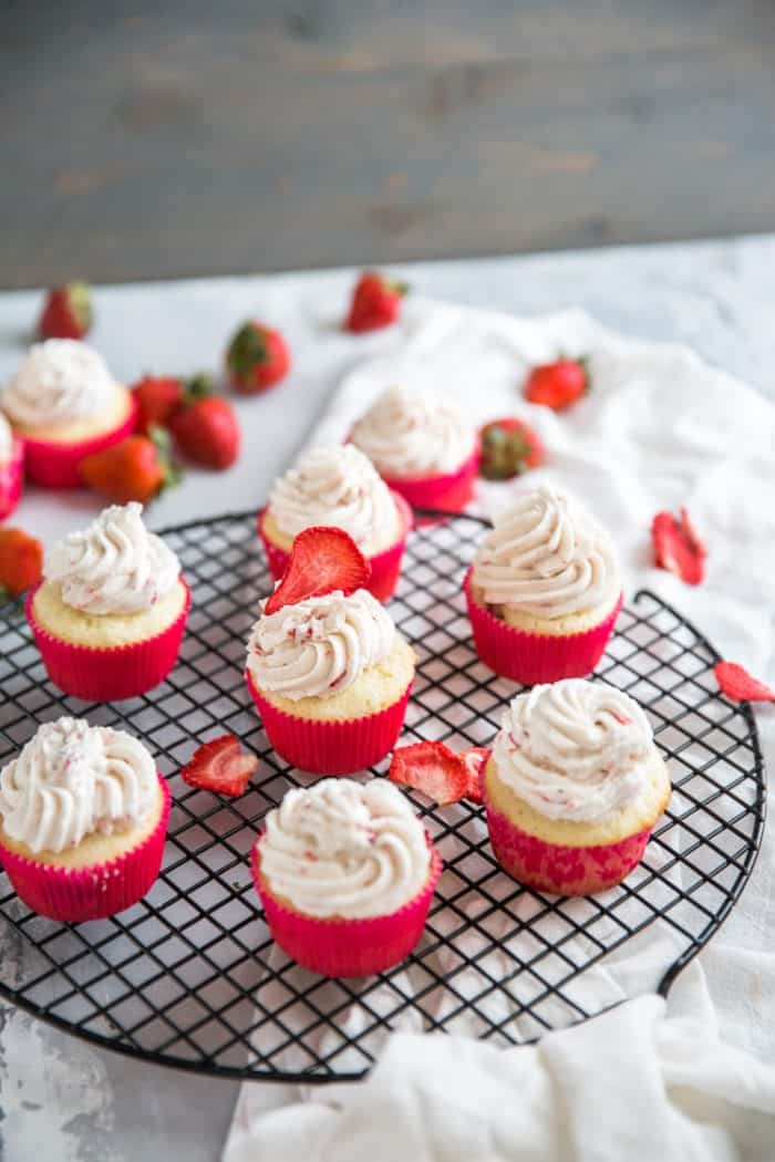 Strawberry cupcakes dozen