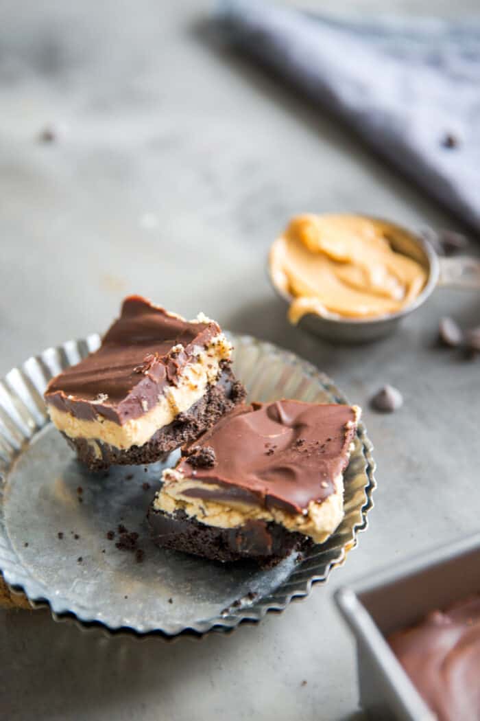 no-bake peanut butters bars on a silver plate