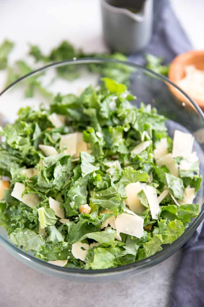 kale salad clear bowl