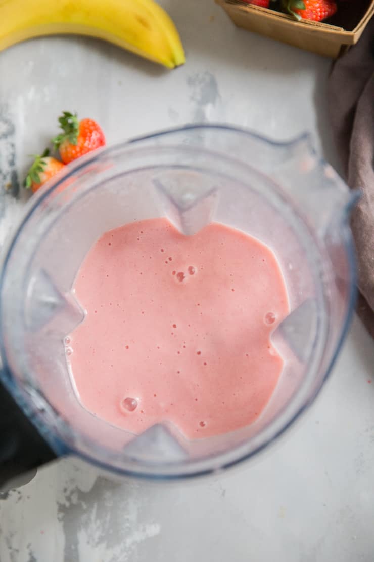 strawberry banana smoothie in a blender