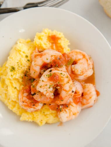 bowl of shrimp and grits