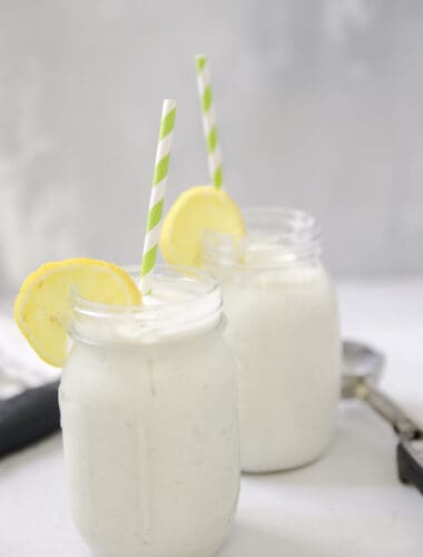 frozen lemonade glasses with straws