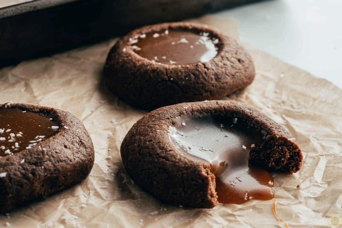 Should you fill thumbprint cookies before or after baking?