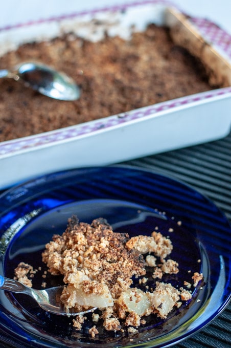Pear Crumble Recipe with Almonds