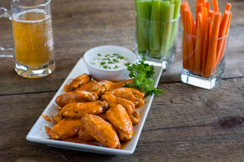 Hot Wings with Ranch Dressing