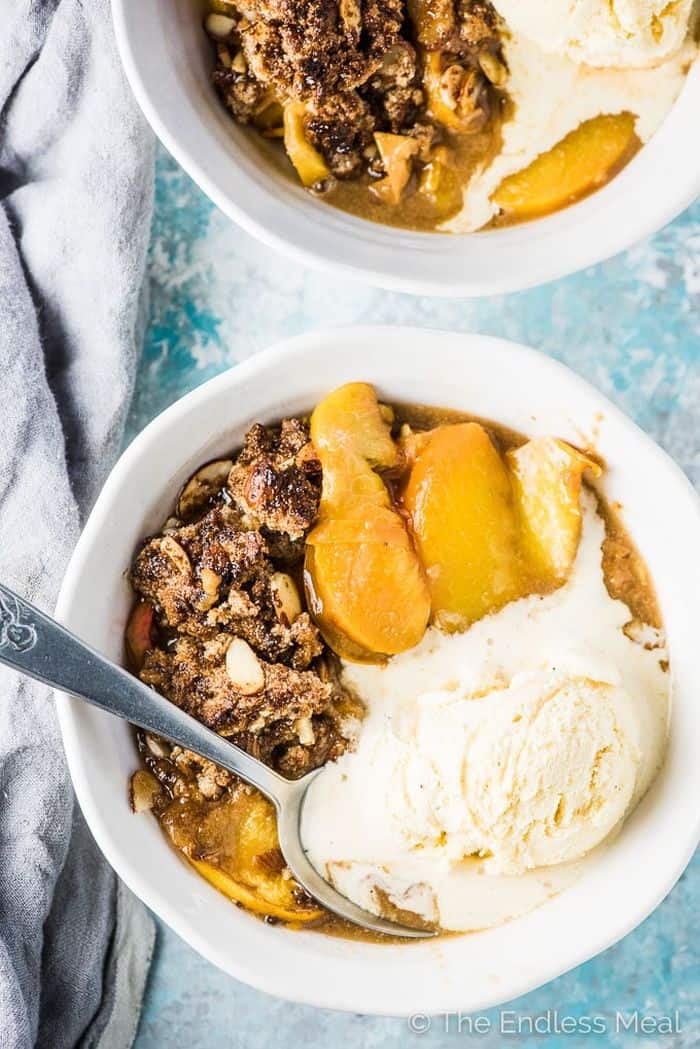 Amaretto Peach Cobbler