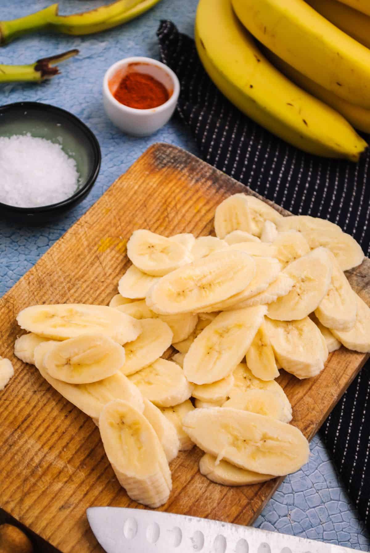 Air fryer banana chips step 11