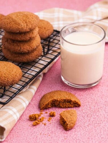 Chewy ginger cookies 4