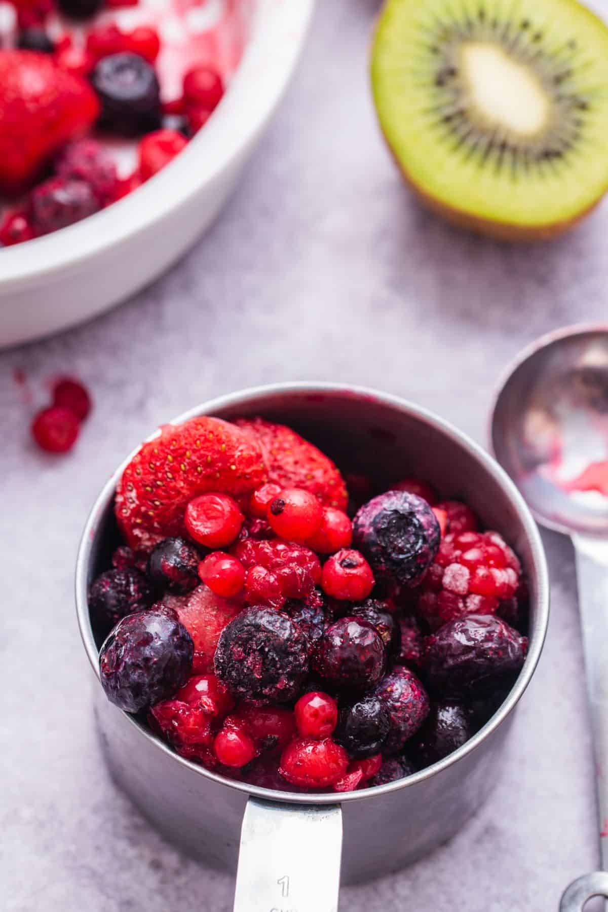 Açai berry fruit bowl step 1