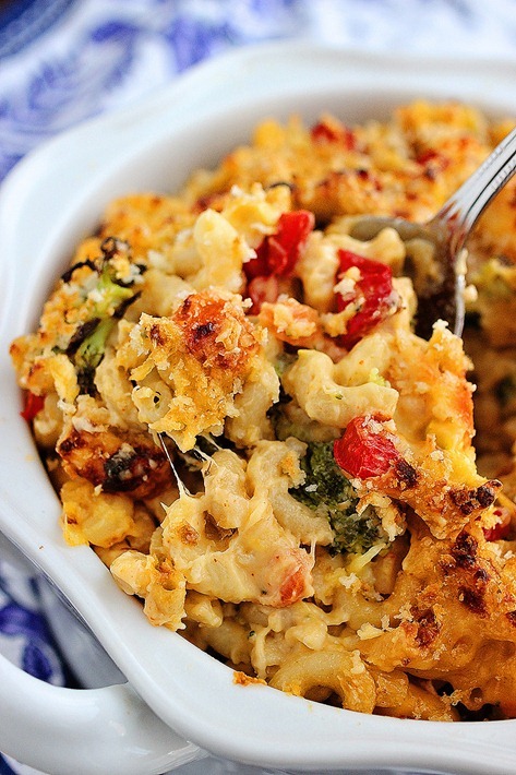 Spicy Roasted Veggie Mac and Cheese