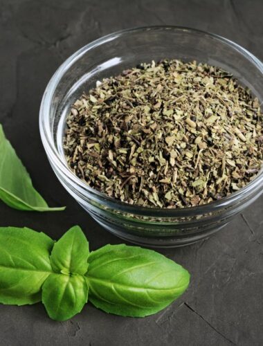 10 Best Ingredients for a Basil Substitute
