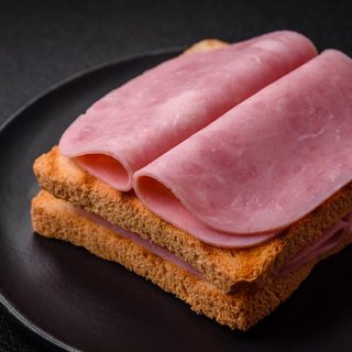 The Secret to Knowing Whether Ham Is Still Good Isn't the Smell It's When You Opened It