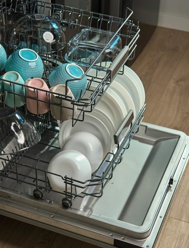 Your Dishwasher Still Smells After a Cleaning Cycle
